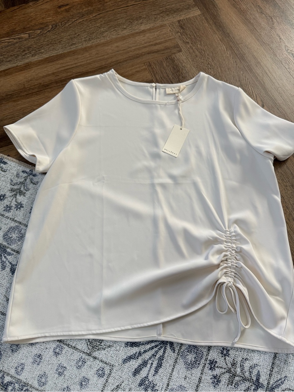 Melloday Top Drawstring NWT